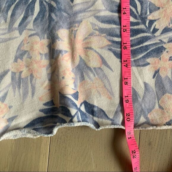 Pastel Tropical Print Cropped Hoodie - Picture 5 of 9